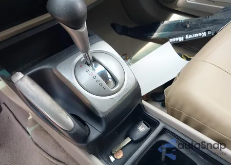 2010 Honda Civic Lx z USA, uszkodzony, nr VIN 2HGFA1F58AH564395